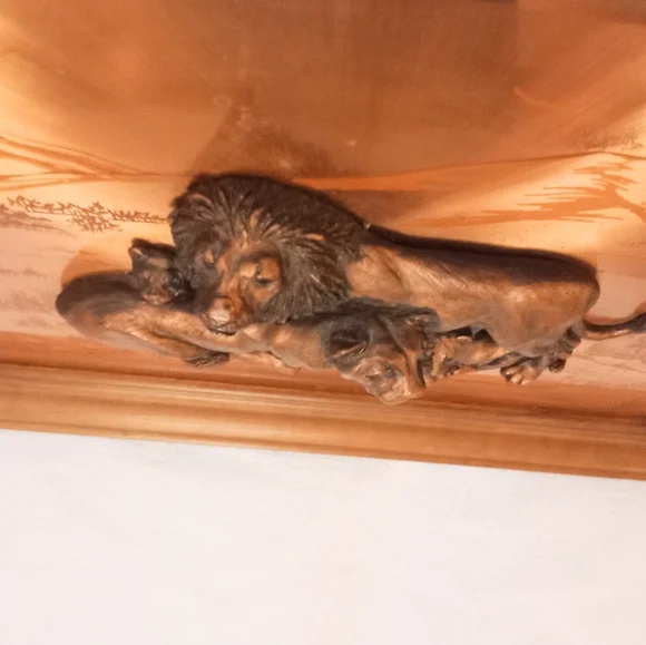 Mid Century Modern Copper Wood Look African Lion Lioness Cubs Family 3D Picture